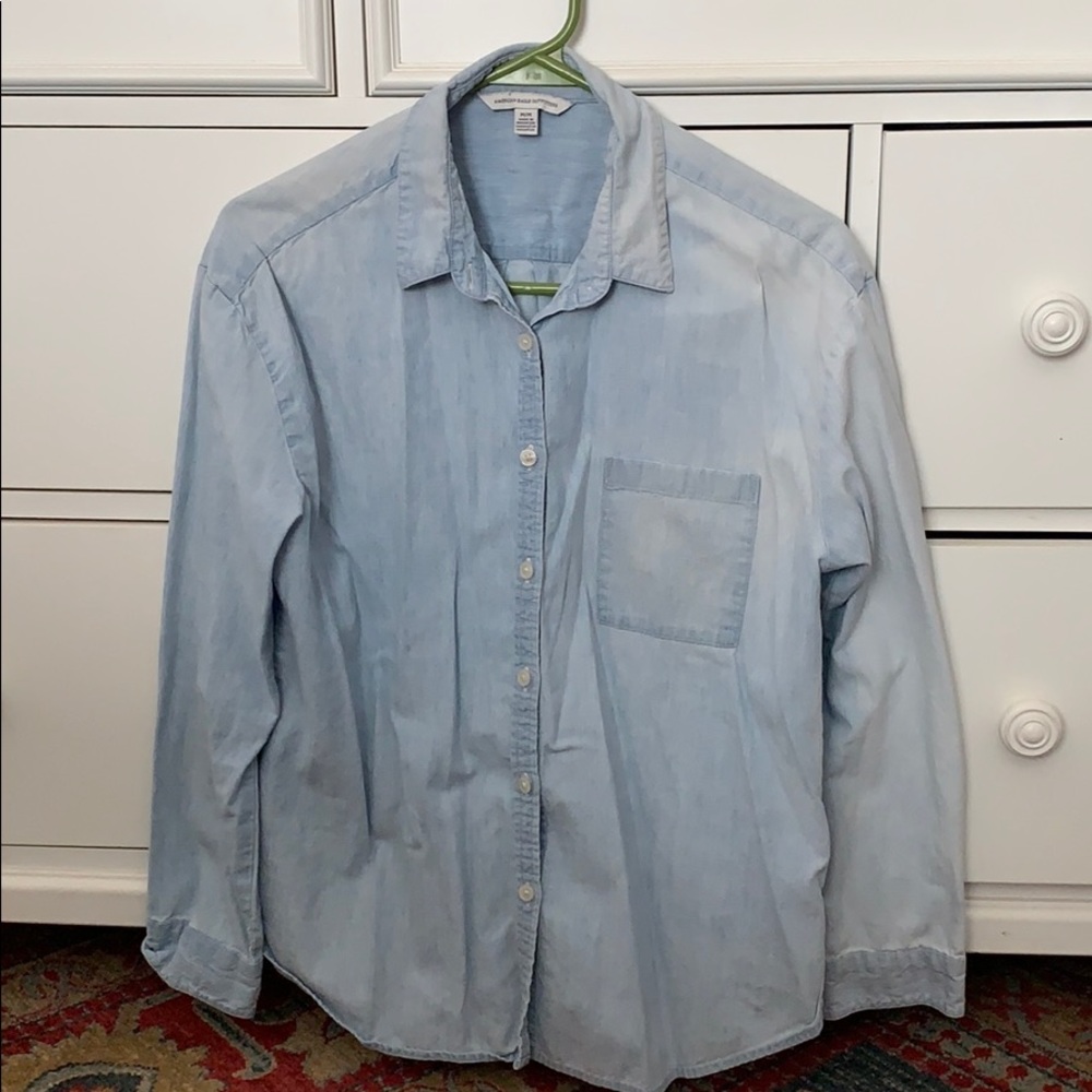 American eagle button down